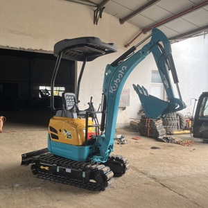 Mini-excavatrice de 1,5 tonne avec godet de 0,12 m, valve hydraulique Kawasaki, puissance de 49 kW, équipement d'occasion - Product Image 2