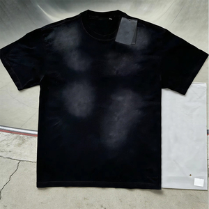 เสื้อยืดแขนสั้นผู้ชายผ้าฝ้ายมิลล์คอตตอนแบบวินเทจ 400 GSM สีดำ ทรงปกติ ไซส์ US S-XL พิมพ์ลายกราฟิกที่อกและหลัง - Product Image 4