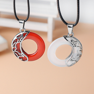 Collier de l'anime <span class=keywords><strong>Tian</strong></span> <span class=keywords><strong>Guan</strong></span> <span class=keywords><strong>Ci</strong></span> <span class=keywords><strong>Fu</strong></span> Hua Cheng Cosplay Xie Lian Moonlight pendentif ras du cou colliers Couple bijoux cadeau saint valentin - Product Image 4