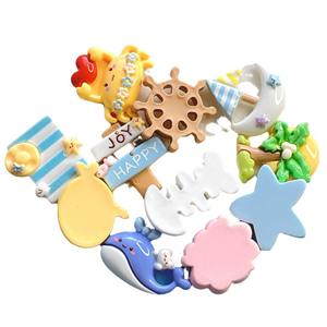 Accessoires en résine de taille moyenne faits à la main, colle crème, coque de téléphone avec clip à cheveux en fourrure d'animal, autocollants, série Océan Plage Mer - Product Image 3