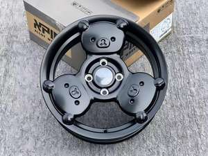 Jantes de voiture pour passagers Xinlin 15X6J Sliver A356.2 15*6, aluminium fabriqué en Chine, 4*100/114.3, motif ours, compatibles avec VW Beetle - Product Image 1