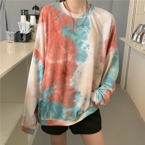 Blusa de otoño para mujer, estilo holgado, largo medio, versátil, ajustada, retro, tie-dye, camiseta de manga larga para mujer - Product Image 6