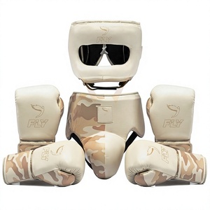 Ensemble d'équipement de boxe pour entraînement et sparring : protège-tête, protège-guêtres, gants à lacets en cuir, design camouflage, poignées respirantes - Product Image 1