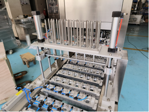 <span class=keywords><strong>Xtime</strong></span> Hochgeschwindigkeits-Automatische Lineare 6-Bahnen Instantnudel-Ramen-Becher Papier-Plastik-Aluminiumfolie Versiegelungs- und Verpackungsmaschine - Product Image 5