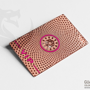 Cartes de visite en acier inoxydable laminé or rose de luxe personnalisées de la marque CLF, avec découpe laser et gravure sur métal. - Product Image 5