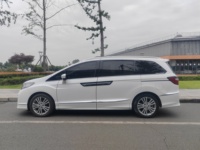 Voiture d'occasion Elysion 2016 2.4L CVT MPV 186HP LHD Essence 7 places Portes coulissantes doubles Exportation Chine