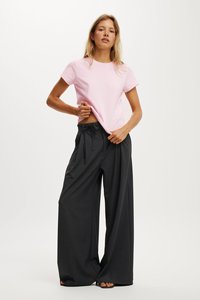 Женская хлопковая футболка - Product Image 4