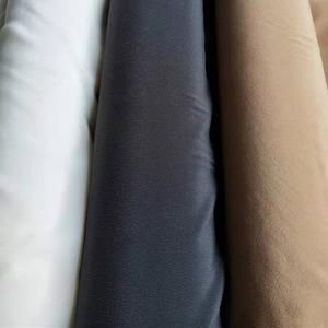 Tessuto in <span class=keywords><strong>Crepe</strong></span> De Chine <span class=keywords><strong>di</strong></span> <span class=keywords><strong>seta</strong></span> lavata con sabbia - Product Image 2