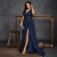 Robe de soirée sirène grande taille bleu marine à sequins et dentelle, sans manches, col en V, avec fente et cape drapée, pour soirée formelle