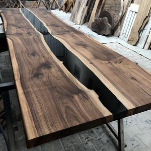 <span class=keywords><strong>Tavolo</strong></span> da Pranzo <span class=keywords><strong>Quadrato</strong></span> Moderno ed Ecologico in <span class=keywords><strong>Legno</strong></span> di Noce Massiccio e Resina Epossidica per Casa o Hotel - Product Image 4
