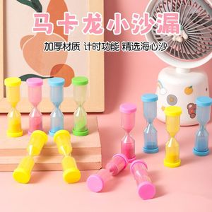 Mini reloj de arena para niños, temporizador de plástico, decoración de escritorio, juguete unisex de 4 a 6 años - Product Image 1