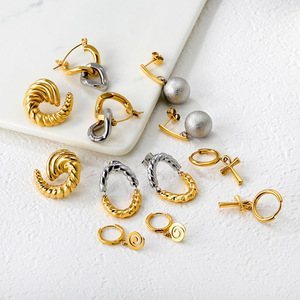 Pendientes de Aro Geométricos de Acero Inoxidable, Color Oro y Plata, Diseño Ovalado Trenzado, para Fiestas, Moda Femenina - Product Image 1