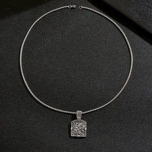 Collar con Colgante <span class=keywords><strong>de</strong></span> Escudo <span class=keywords><strong>de</strong></span> Caballero Retro para Hombre, Cadena <span class=keywords><strong>de</strong></span> <span class=keywords><strong>Acero</strong></span> Inoxidable Sólido, Accesorio Masculino Clásico para Uso Diario, Venta al Por Mayor - Product Image 5