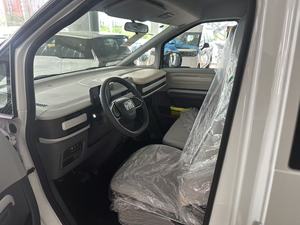 SAIC <span class=keywords><strong>Maxus</strong></span> Dana V1 LWB, Furgoneta Eléctrica MPV de Techo Bajo, 7 Asientos, CATL 50kWh, 350km de Autonomía, Transporte de Pasajeros con Cero Emisiones - Product Image 6