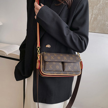 Bolso de Hombro de PU de Lujo para Mujer, de Marcas Famosas, Nuevo, Estampado y Personalizado, para el Uso Diario, con Cadenas para Llevar Bajo el Brazo - Product Image 4