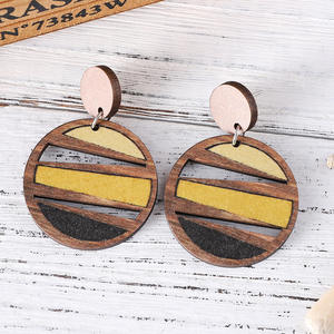 Pendientes de madera Pendientes colgantes redondos huecos geométricos para mujer Uionen 1114 - Product Image 2