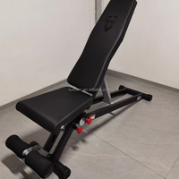 Salle de sport à domicile 5 en 1 - Banc de musculation réglable pour inclinaison/déclinaison, abdominaux et tirage latéral, équipement multifonctionnel gain de place
