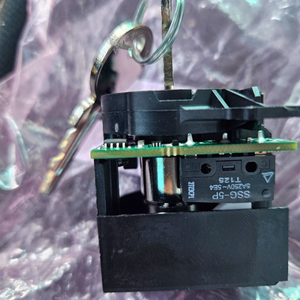 ANWEN <span class=keywords><strong>KONE</strong></span>-Dispositif d'interrupteur de verrouillage de l'<span class=keywords><strong>ascenseur</strong></span> KM804250G01 KM804250G10-<span class=keywords><strong>Clé</strong></span> de verrouillage de la porte d'atterrissage-Pièces détachées pour <span class=keywords><strong>ascenseur</strong></span> - Product Image 5