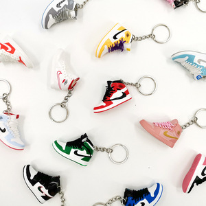Porte-clés moule de chaussure <span class=keywords><strong>AJ1</strong></span>, mini-chaussure de basket 3D, boîte surprise tendance, pendentif de sac à main, décoration Chicago - Product Image 6