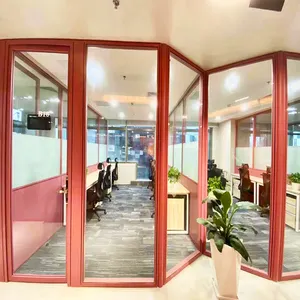 中国玻璃隔断木门办公家具