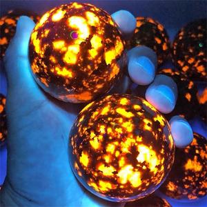 Esfera de Yooperlite Natural, Bola de Cristal Reactiva a los Rayos UV, Piedra Curativa Pulida para Decoración del Hogar, Meditación, Regalo Espiritual, Venta al por Mayor - Product Image 5