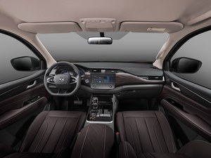 Dongfeng para la Nueva Camioneta Rich7 Diésel 2.0-2.5L Turbo de 4 Cilindros con Tracción en las Cuatro Ruedas, Asientos Eléctricos, Luces LED, Volante a la Izquierda - Product Image 6