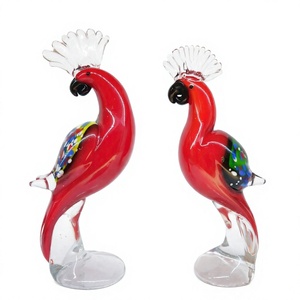 Sculpture de perroquet en verre soufflé à la main, glaçure rouge vif, décoration de table, art populaire - Product Image 4