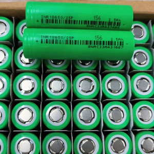 Bateria de Lítio Recarregável Cilíndrica Eve 18650 2500mAh 3.6V 25P Usada para Armazenamento de Energia <span class=keywords><strong>Solar</strong></span> e Eletrônicos de Consumo - Product Image 4