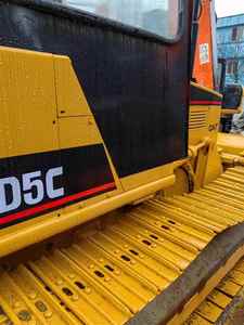 Bulldozer Caterpillar D5C Usado, Tipo Oruga, Alta Potencia de Excavación, Componentes Kawasaki, 1 Año de Garantía, Operaciones de Movimiento de Tierras - Product Image 3