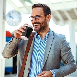 Vasos de Papel Desechables para Café Espresso, Té con Leche, para Llevar, con Pared Ondulada Aislante, Vasos de Papel Corrugado con Tapas, OEM ODM - Product Image 4