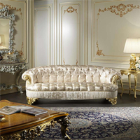 Ensemble de canapés en bois massif européen antique, sculpté à la main, feuille d'or champagne, canapé de salon avec table basse