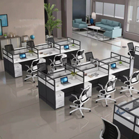 Poste de travail modulaire contemporain en bois avec écran de séparation, chaise de bureau et combinaison de bureaux multi-personnes, écologique et assemblable