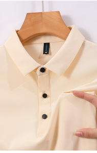 Polo en piqué de coton de haute qualité pour tenue de travail décontractée et sportive, respirant, tricoté, avec badge décoratif, à prix abordable - Product Image 2