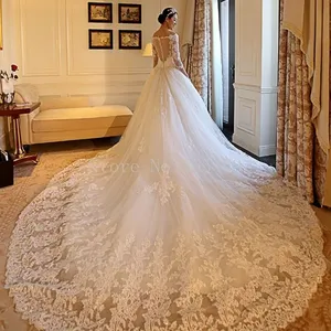 2022 new long-sleeved plus size slim dress bride luxury lady one-shoulder trailing wedding dress