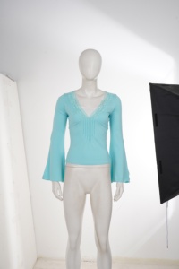 Camiseta de punto elegante para mujer con cuello en V, ribete de encaje, manga larga, ajuste ceñido, estilo Y2K, pliegues acordeón, elástica y casual - Product Image 6