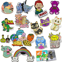 Badges métalliques personnalisés professionnels avec logo, épingles de mode pour vêtements et chapeaux, épingles de revers en émail souple ou dur avec carte de support, vente en gros