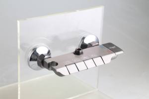 Mitigeur <span class=keywords><strong>de</strong></span> <span class=keywords><strong>douche</strong></span> thermostatique en laiton 4 voies, série Piano, avec panneau <span class=keywords><strong>de</strong></span> <span class=keywords><strong>douche</strong></span> à effet pluie et <span class=keywords><strong>pommeau</strong></span> <span class=keywords><strong>de</strong></span> <span class=keywords><strong>douche</strong></span> carré - Product Image 2