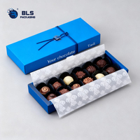Boîte d'emballage en papier bleu moderne imprimée et gaufrée pour chocolats, bonbons longs personnalisés et aliments de fête, pour magasins de détail