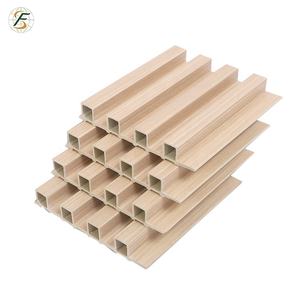 Panneau mural à lamelles cannelées 3D en PVC Panneau <span class=keywords><strong>de</strong></span> revêtement en <span class=keywords><strong>bois</strong></span> plastique Panneau <span class=keywords><strong>de</strong></span> calandre WPC - Product Image 5