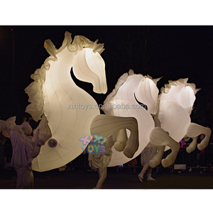 Caballos LED inflables portátiles personalizados para eventos <span class=keywords><strong>de</strong></span> desfile, fiesta blanca, rendimiento <span class=keywords><strong>de</strong></span> <span class=keywords><strong>circo</strong></span>, ropa <span class=keywords><strong>de</strong></span> caballos iluminada - Product Image 5