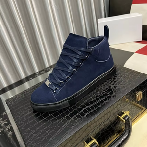 Baskets de luxe 2026 de créateur, grande taille, style décontracté et sportif, tendance parisienne, finition mate peinte au pistolet, sur mesure pour l'exportation - Product Image 4