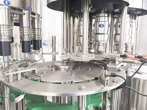 Macchina Riempitrice d'Acqua in Bottiglia PET <span class=keywords><strong>3</strong></span> in 1 Hengyu, Intelligente, ad Alta Produttività, con Lavaggio, Riempimento e Tappatura, Design Elegante - Product Image 4