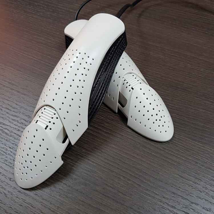 Портативная мини-сушилка для обуви