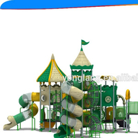 Équipement de terrain de jeu extérieur sur le thème du château, ensemble de jeux multi-tours pour enfants avec toboggan en spirale, tunnel, filet d'escalade pour parc public