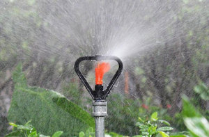 Irrigatori da Giardino Oscillanti in Plastica a 360 Gradi da 1/2 Pollice <span class=keywords><strong>per</strong></span> Irrigazione di Ortaggi, Giardini e Fattorie - Product Image 6