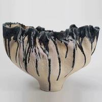 Vase de table en céramique peint à la main, style abstrait vintage, en grès, pour projets hôteliers et décoration artistique, vente en gros