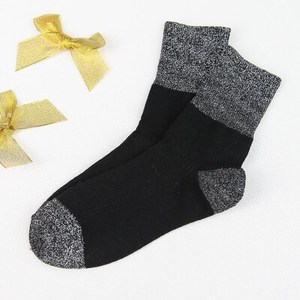 <span class=keywords><strong>Chaussettes</strong></span> mi-mollet respirantes et tendance pour femmes, en coton avec fils dorés et argentés, pour printemps et automne, <span class=keywords><strong>chaussettes</strong></span> à fils brillants effet oignon argenté - Product Image 2
