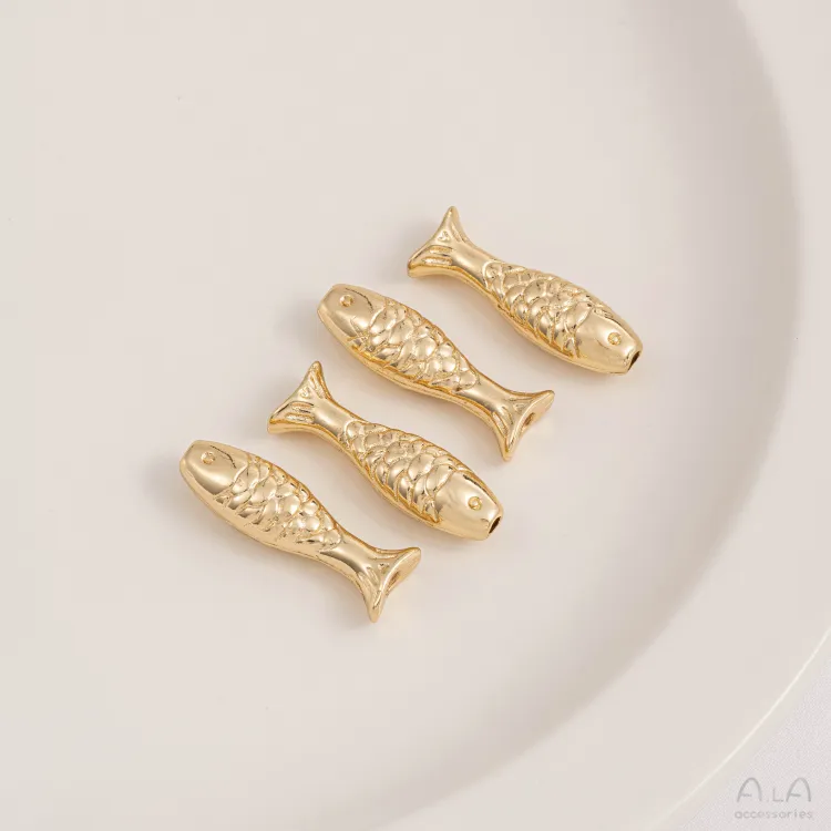 Cuentas de pescado hipoalergénicas chapadas en oro de 14K, cuentas espaciadoras sueltas de animales oceánicos para la fabricación de joyas