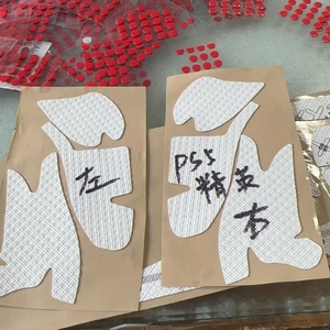 Tampons en caoutchouc souple texturés professionnels poignées poignée anti-dérapant absorbant la sueur contrôleur Grip autocollants pour contrôleur <span class=keywords><strong>ps5</strong></span> - Product Image 6