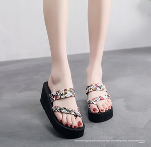 Nouvelles sandales compensées à plateforme pour femme, motif floral, style décontracté, hiver 2026 - Product Image 6
